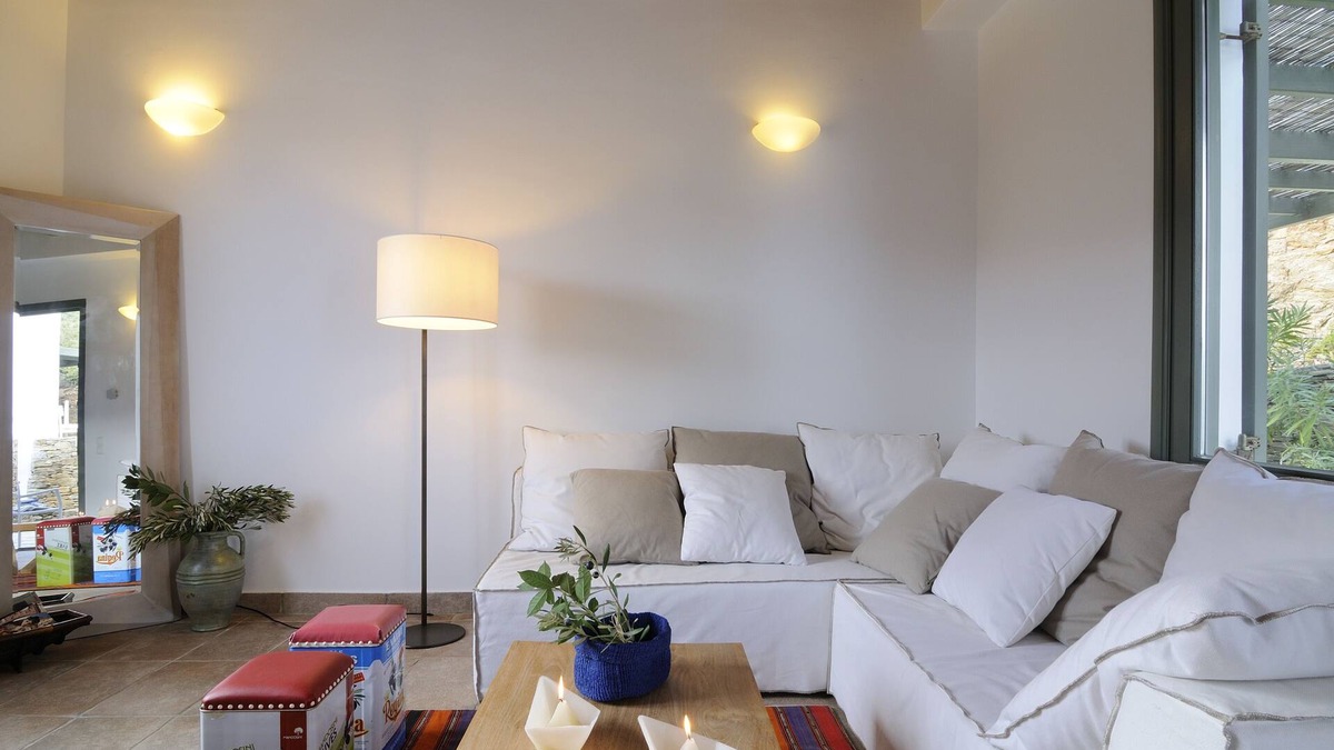 Andros Apartment | Residence with Side Sea View in Andros
