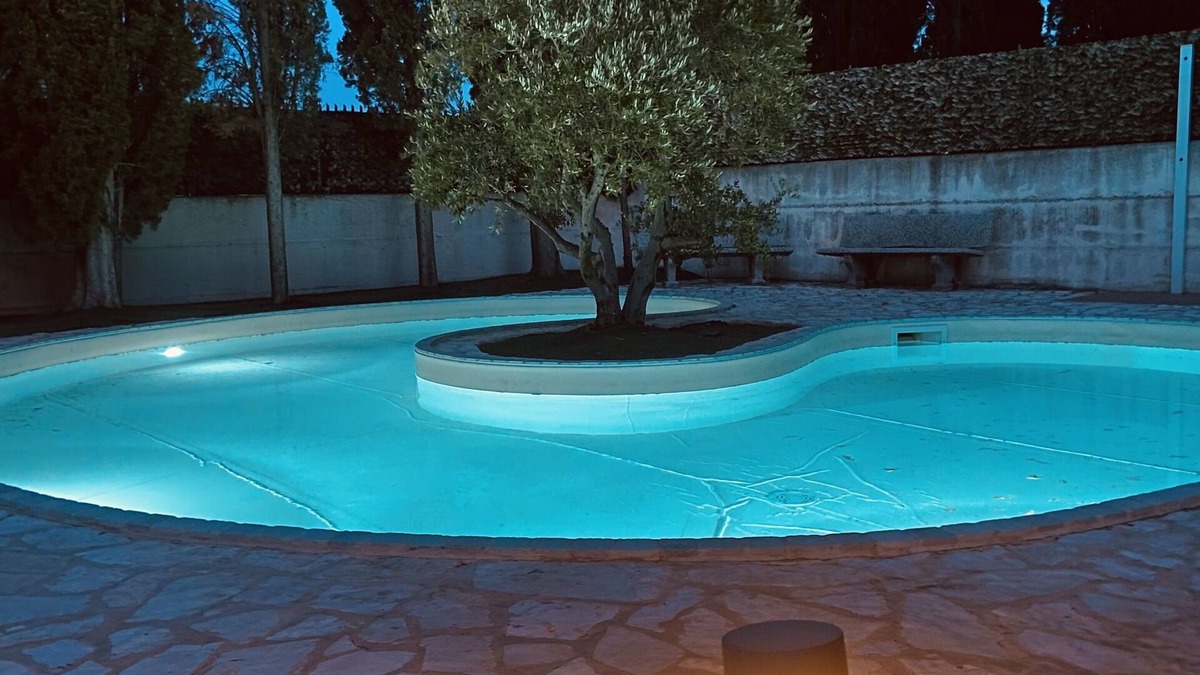 Chieuti House | Residences in Villa with Pool- 3 rooms - 2 bathrooms - sleeps 6/9- WIFI