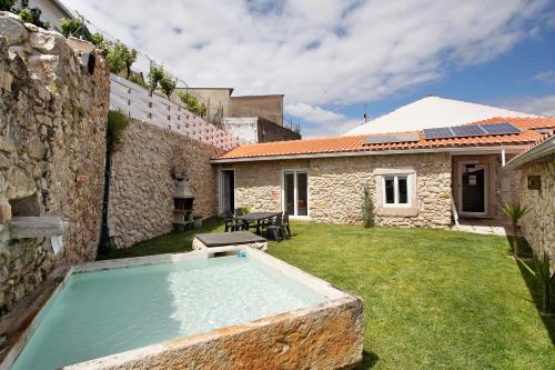 Nossa Senhora das Misericordias House | Residencia Dos Castelos