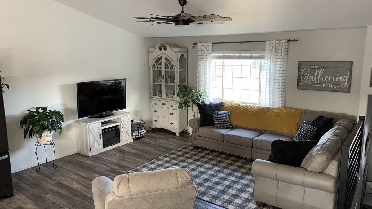 Summerset House | Residential Summerset Property with Peloton Bike + Home Gym!