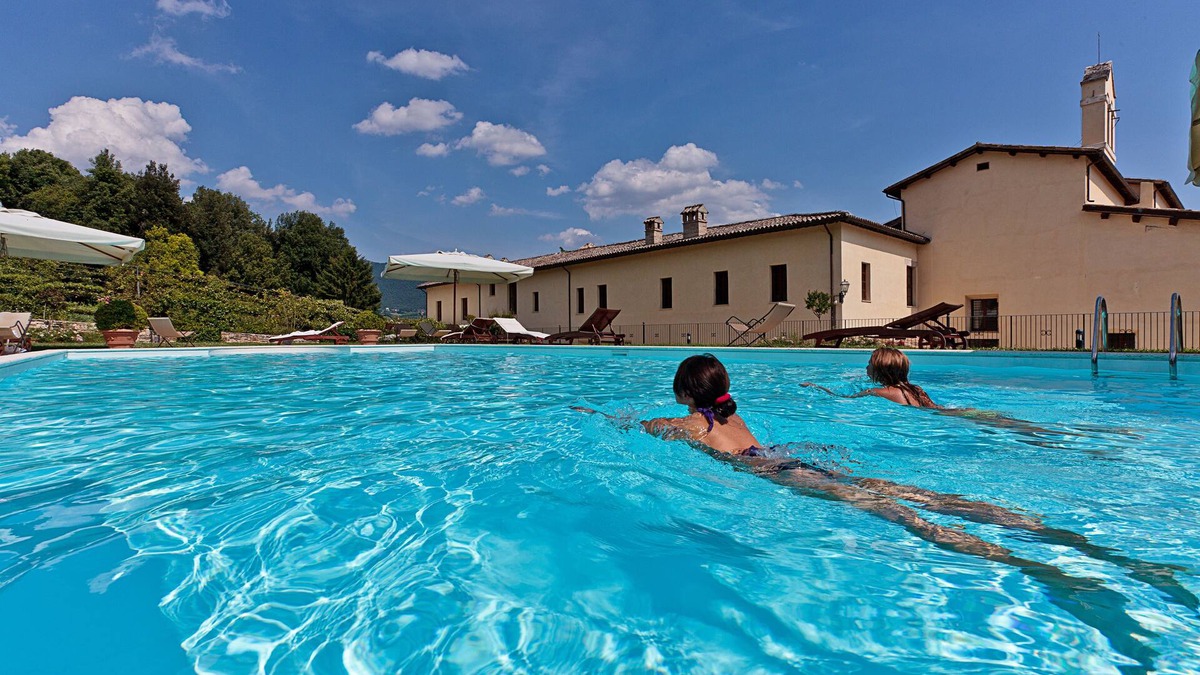 Massa Martana House | Residenza d'Epoca San Pietro Sopra le Acque