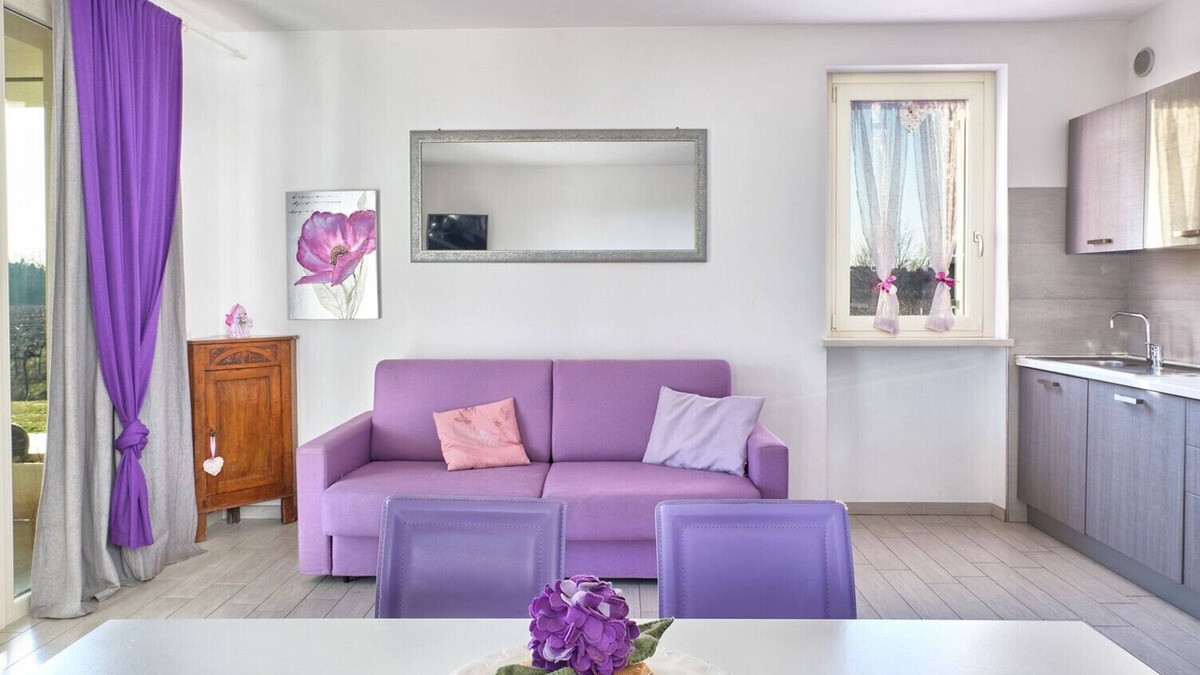 Montioni Apartment | Residenza Pastrengo - apartment Lillà with pool and terrace