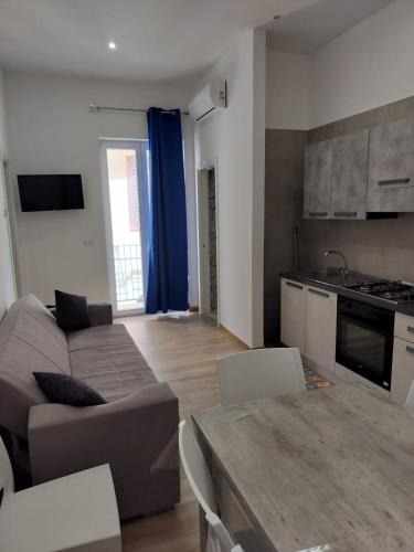 Margherita di Savoia Apartment | Residenze del Corso P1