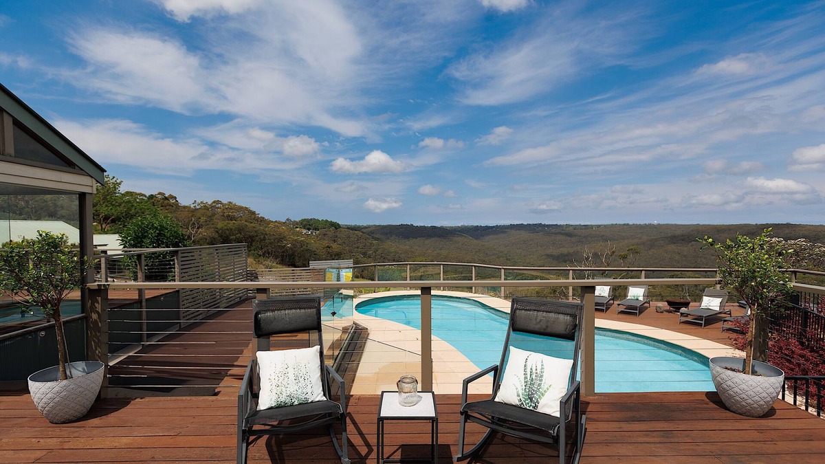 Duffys Forest Other | Resort like hobby farm stay for big families by Kuringai Chase National Park