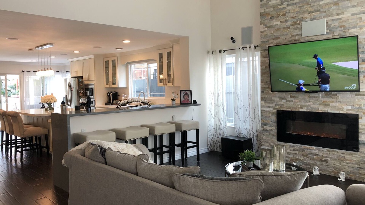 Mira Mesa House | Resort style house centrally located w/Zen backyard and putting green