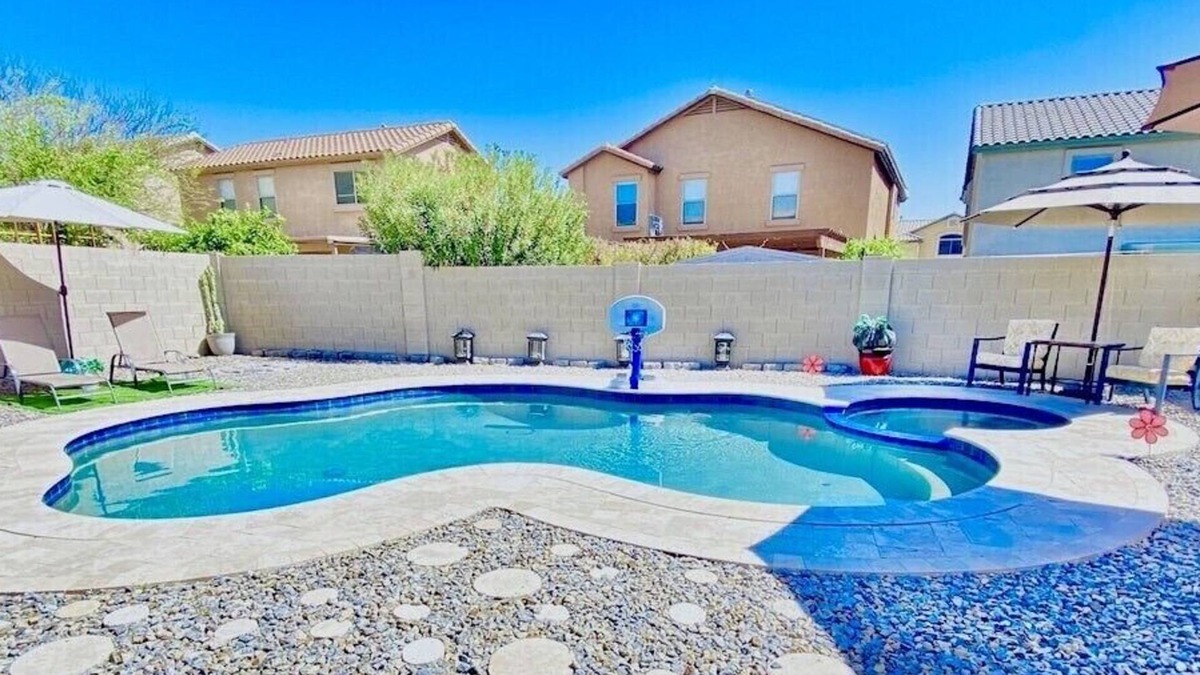 Norterra House | Resort Style Living with Heated Pool & Spa