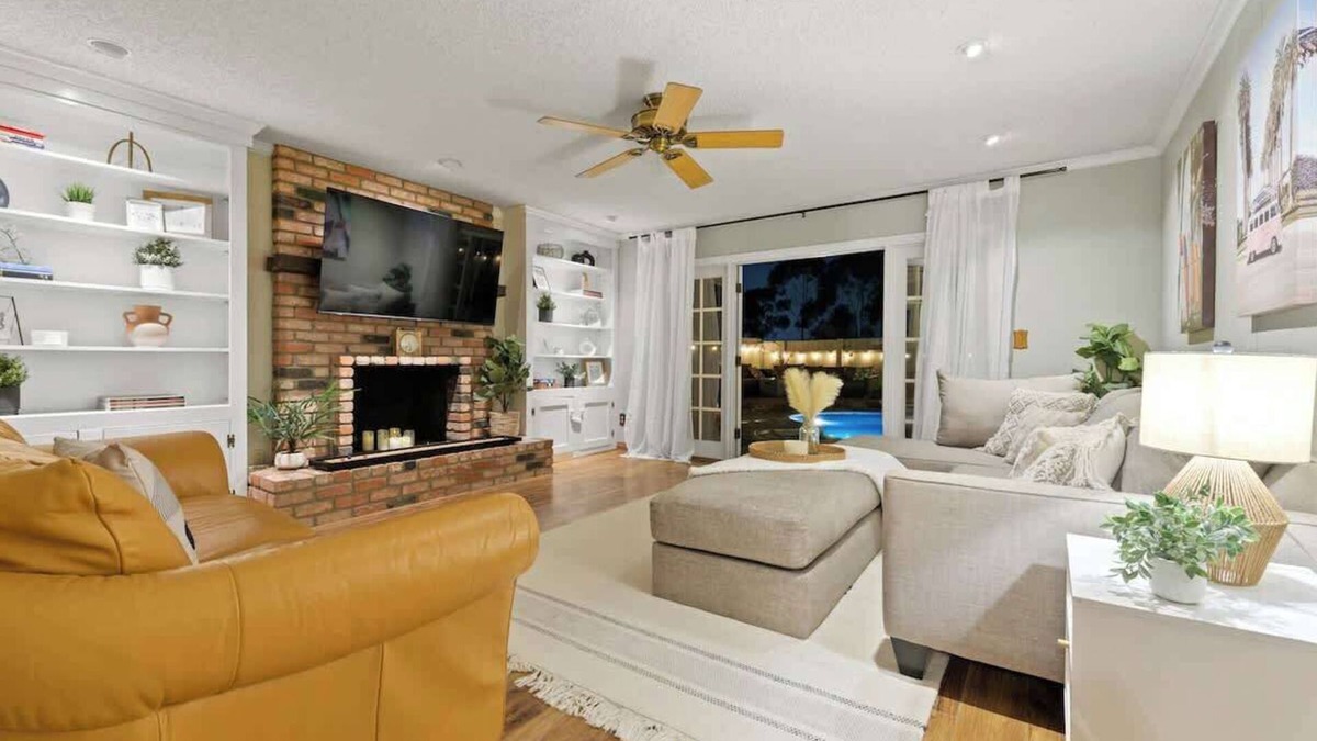 University City House | Resort Style Zen Retreat Heated Pool, Spa&GameRoom