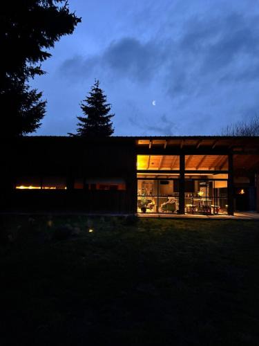 Lago Puelo Ski Chalet | Rest in the mountains