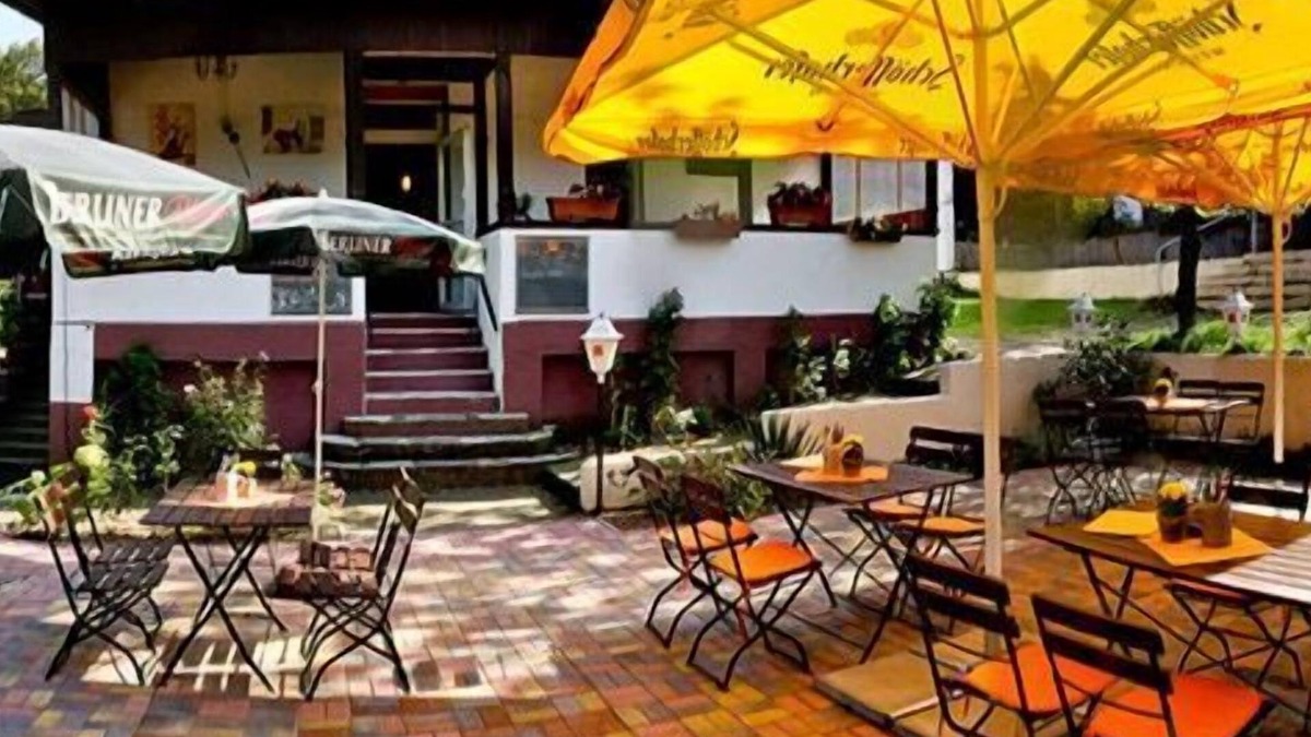 Lanke House | Restaurant & Pension Bellevue