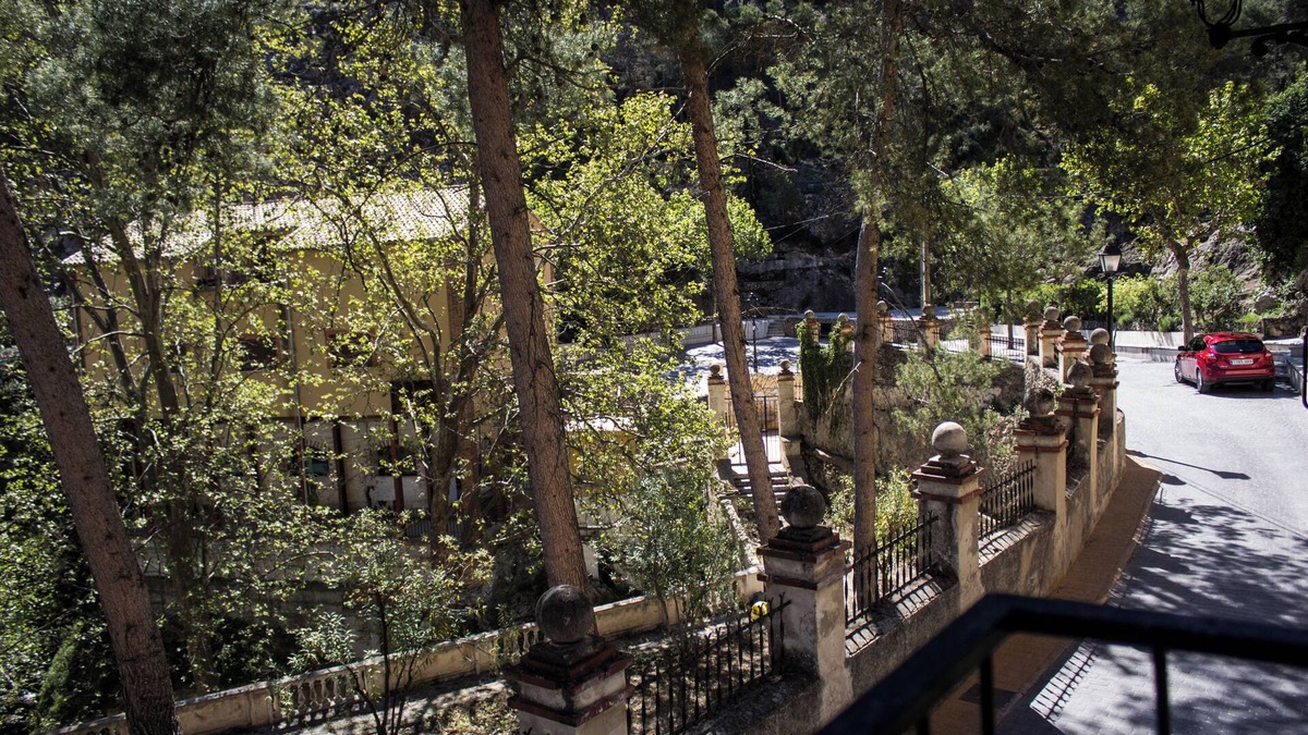 Agres House | Restaurante Pensión Mariola