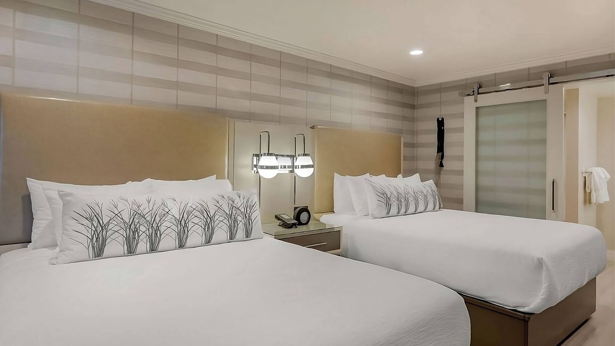 Southeast Torrance Hotel | Restful Vacation! Four Convenient Units, Near Torrance Beach, Free Parking