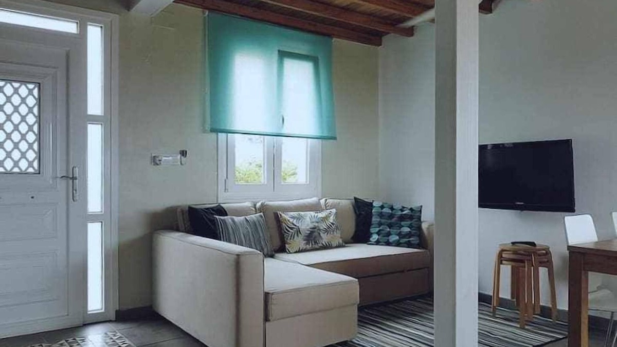 Lira House | Restored fisherhouse for 6 persons