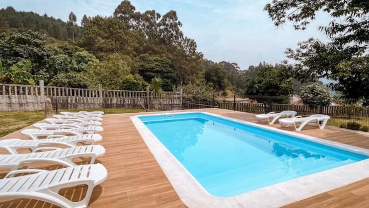 Tui Cottage | Restored house from 1813 with swimming pool. A