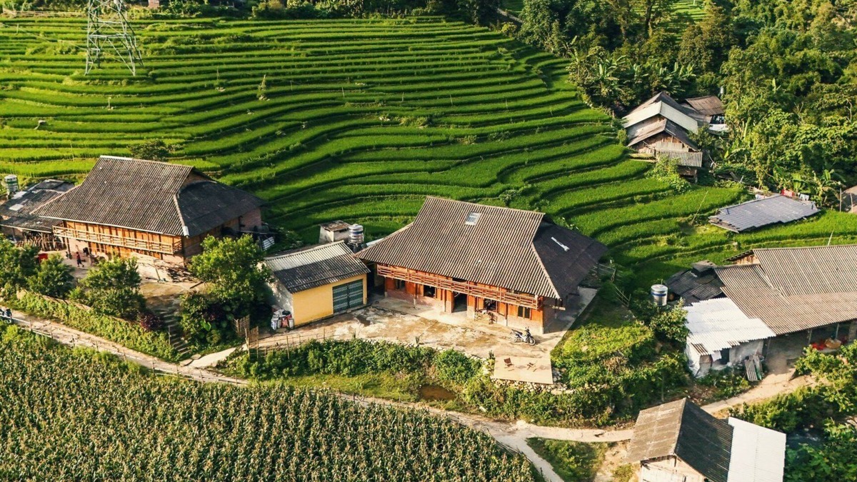 Sa Pa House | Restored Local Hmong House in Sapa ethnic people villages