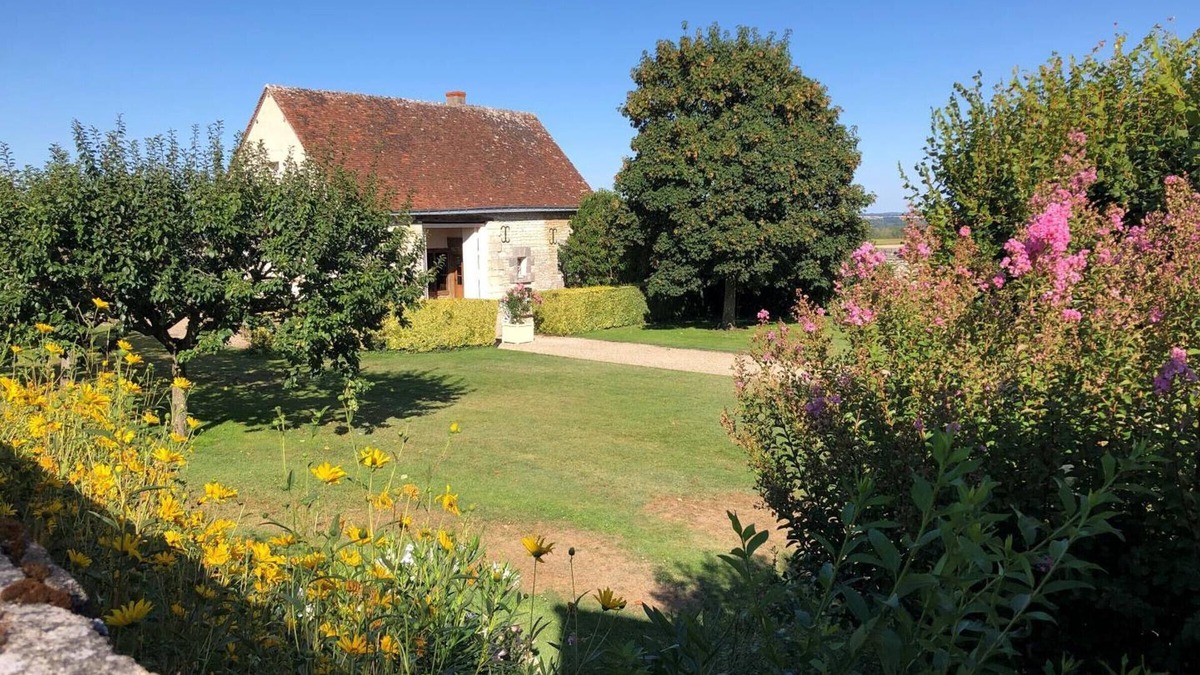 Parcay-sur-Vienne Cottage | Restored old house in countryside with enclosed garden - Pets allowed - Near Chinon vineyards