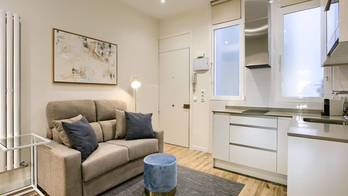 Ibiza Apartment | Retiro II - One-Bedroom Apartment Next to El Retiro