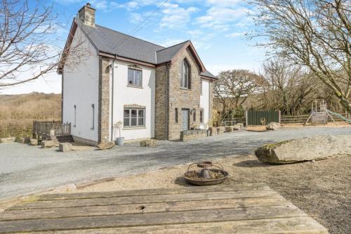 Ystrad Meurig House | Retreat at Bryn Bach