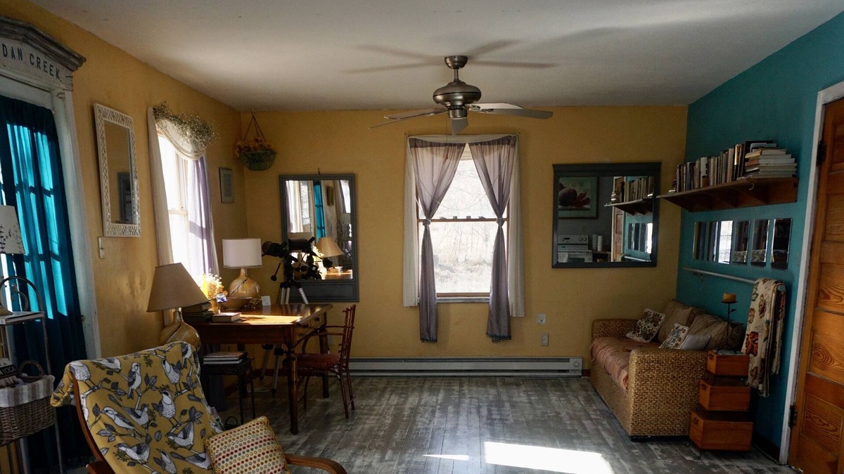 Monona County Cottage | Retreat Cottage-Jordan Creek Aronia Berry Farm