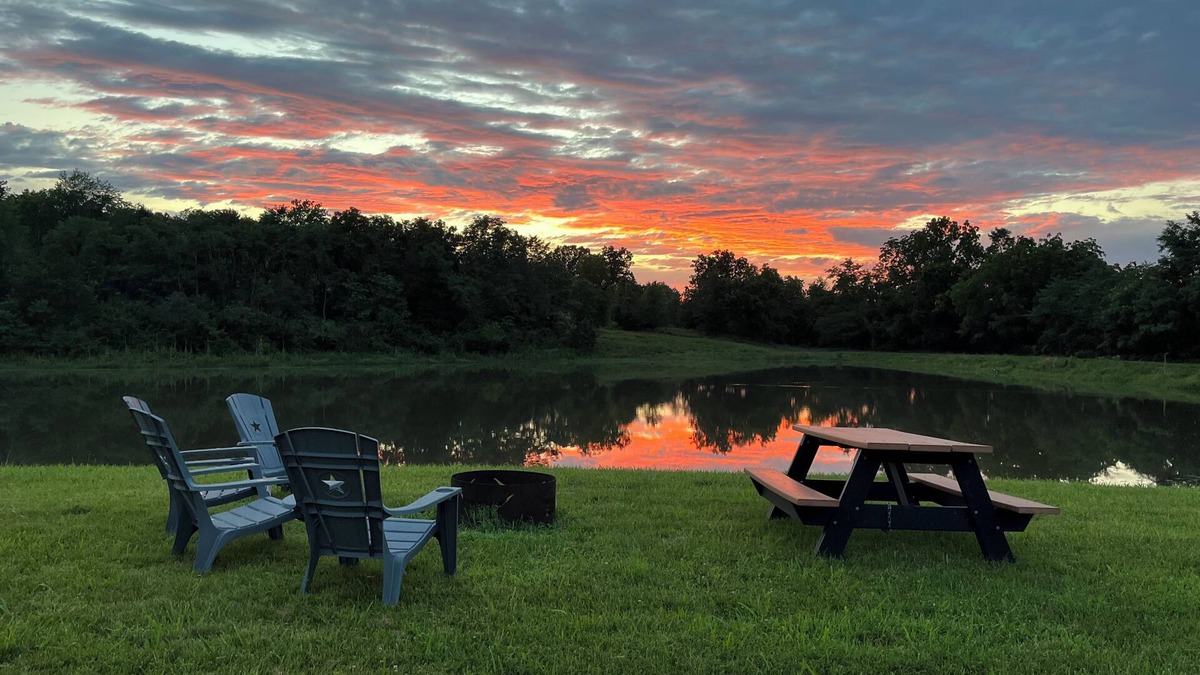 Kingdom City Other | Retreat on the Creek: Home overlooking a backyard lake and the Auxvasse Creek