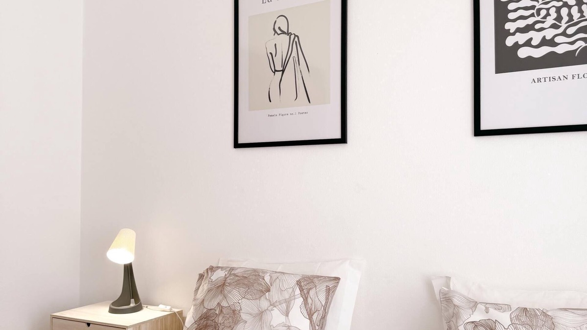 Espiche Apartment | Retreat with Terrace and View in Espiche