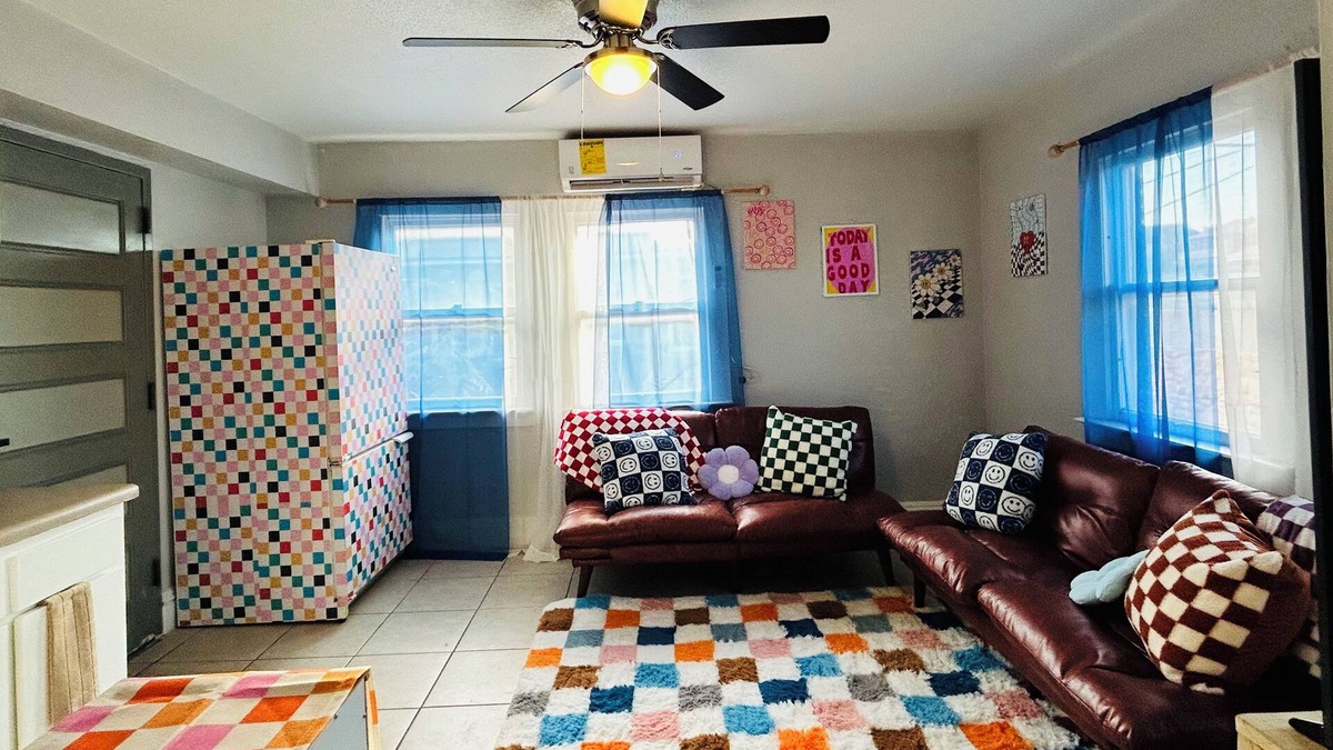 Downtown El Paso Apartment | Retro Apartment in Downtown El Paso