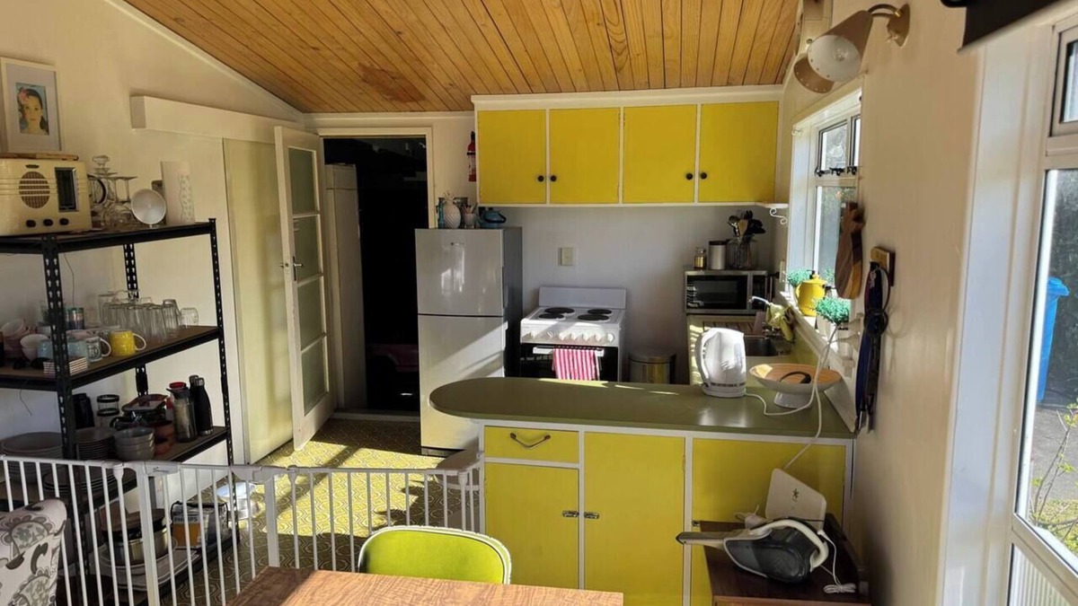 Waimarama House | Retro at Heart - Beach Getaway