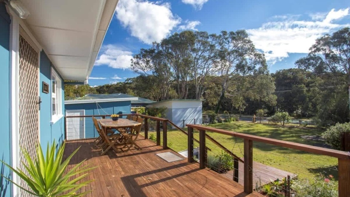 Kioloa House | Retro Beach Cottage S