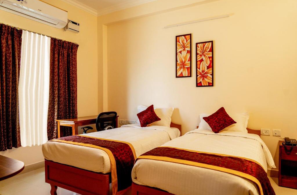 Urapakkam Hotel | Revostay Royel by Crossway