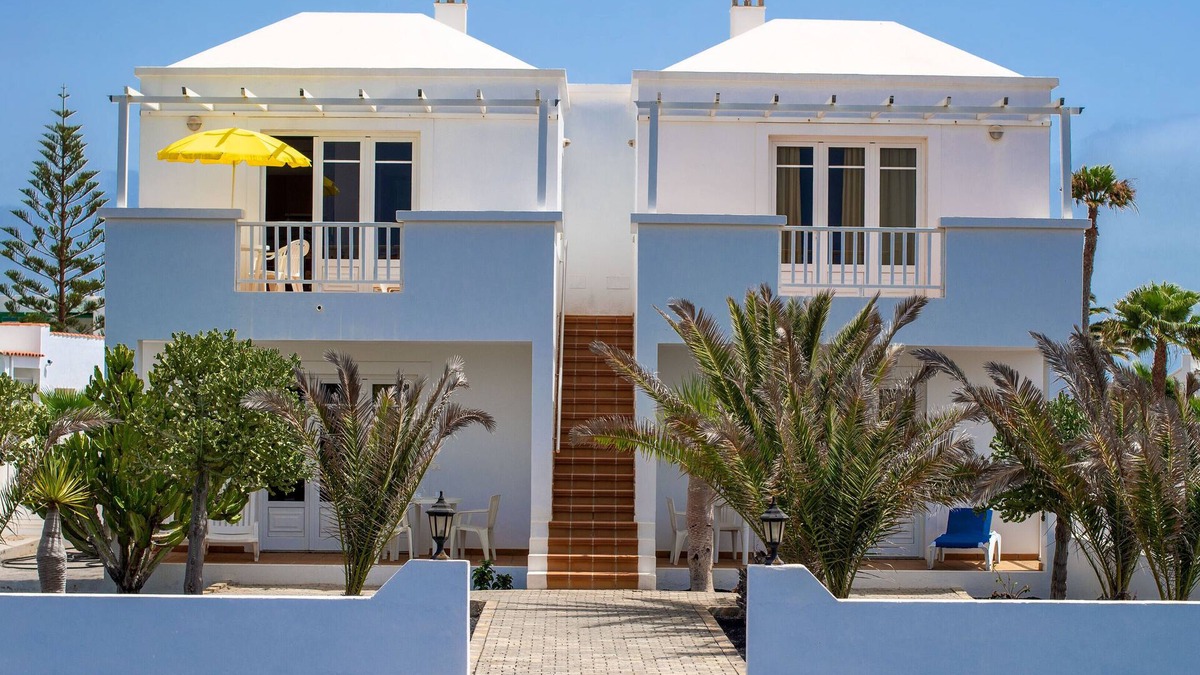 Charco del Palo Apartment | REYES Natur - Quiet apartment with mountain views