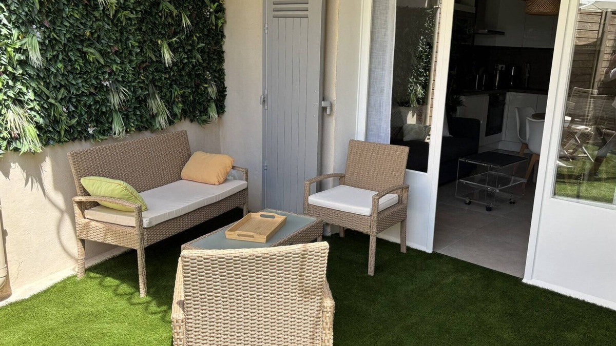 Rayol-Canadel-sur-Mer Apartment | REZ DE Chaussé DE Villa à 5 Minutes DE LA Plage A Pied
