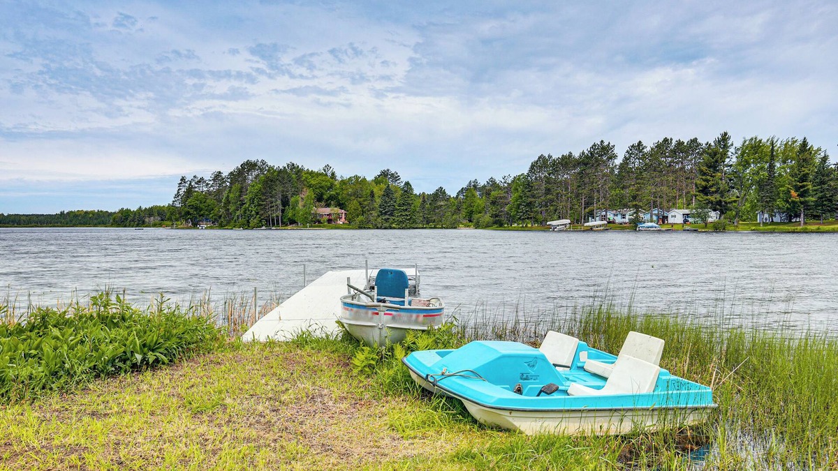 Rhinelander House | Rhinelander Vacation Rental w/Yard on Venus Lake!