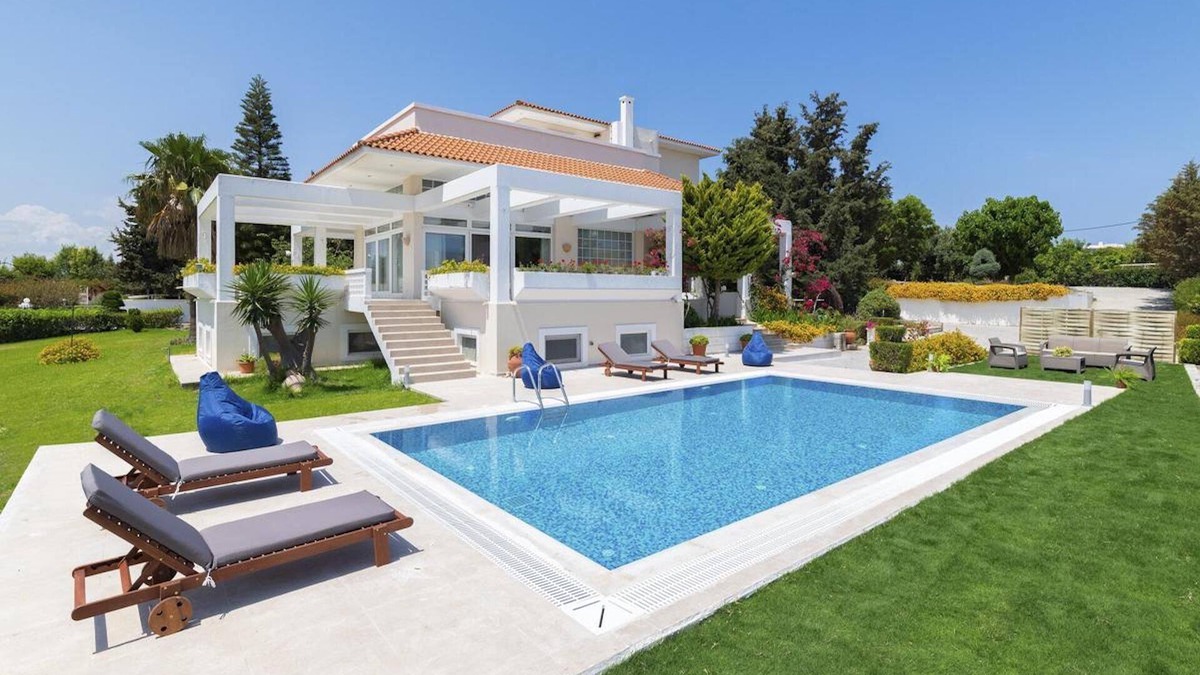 Petaloudes Villa | Rhodes Town, Luxurious 4 bedroom villa, private swimming pool, 10 persons