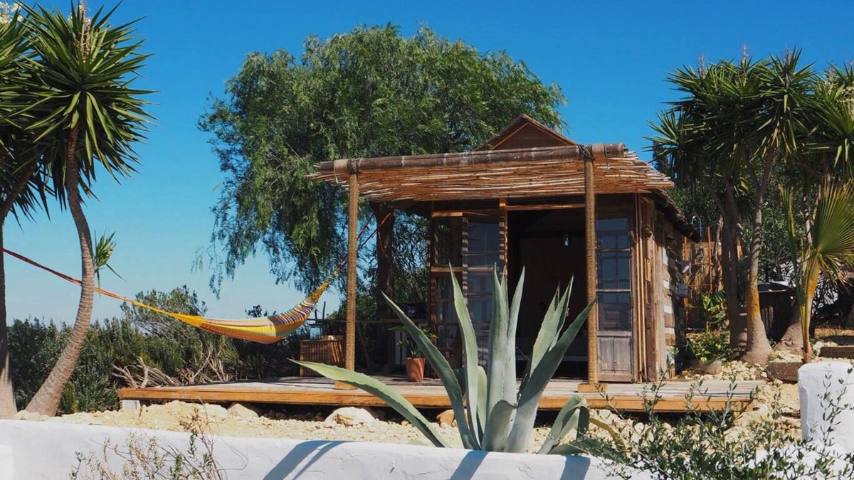 San Ambrosio Cabin | Rincón Robinson - Cabaña de Madera Privada en la Finca de las Aves