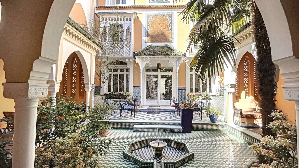 Cœur de Ville House | Riad in Vichy