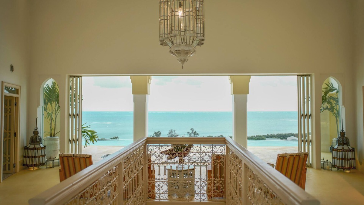 Chinen-son Hotel | Riad Lamp