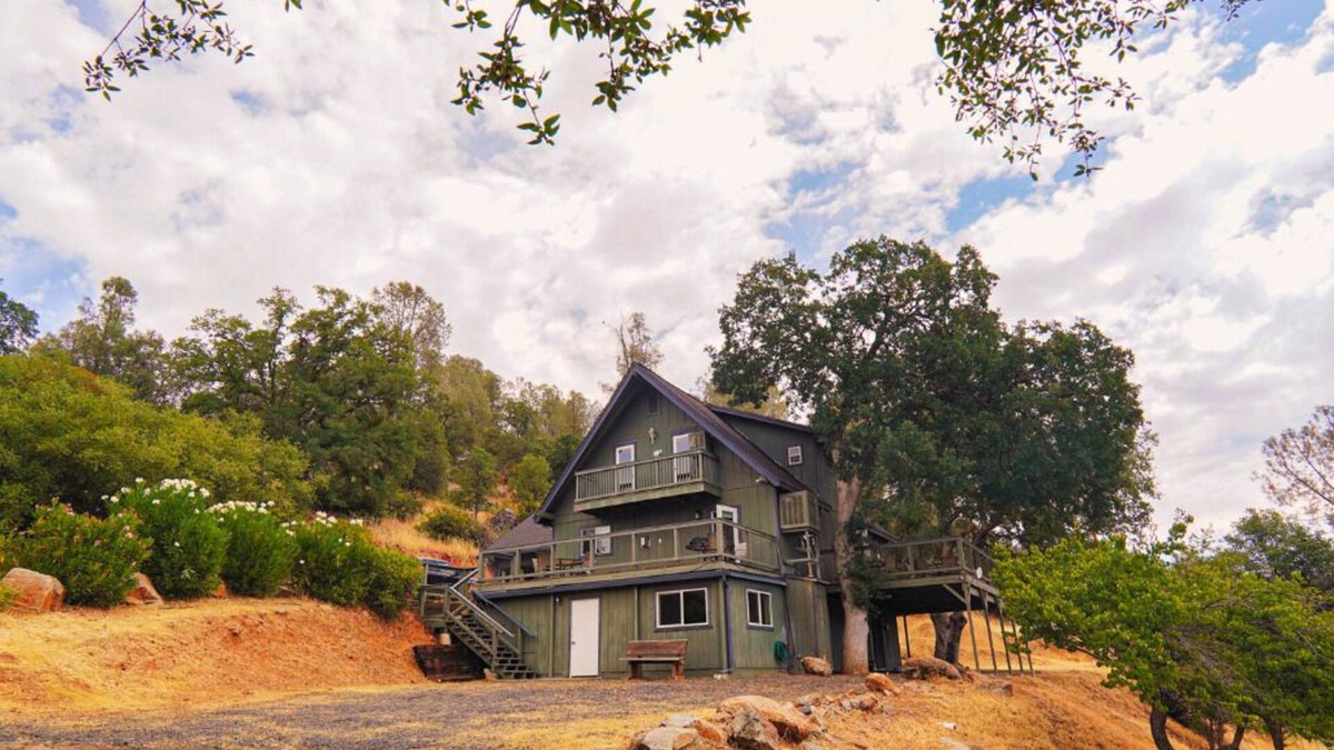 Tuolumne Resort | Ridge House 6/6 Private Retreat