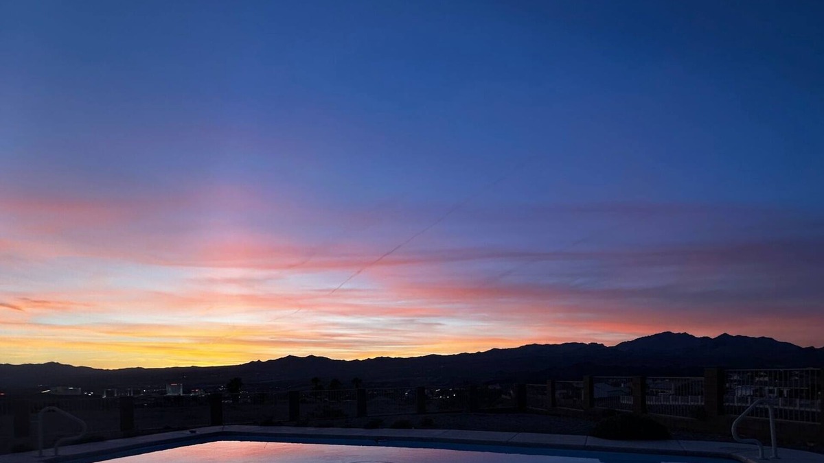 Sunridge Estates House | Ridgeline Oasis!