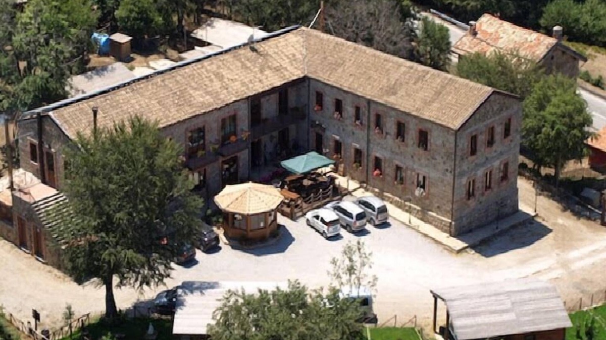 San Fratello Hotel | Rifugio Del Parco