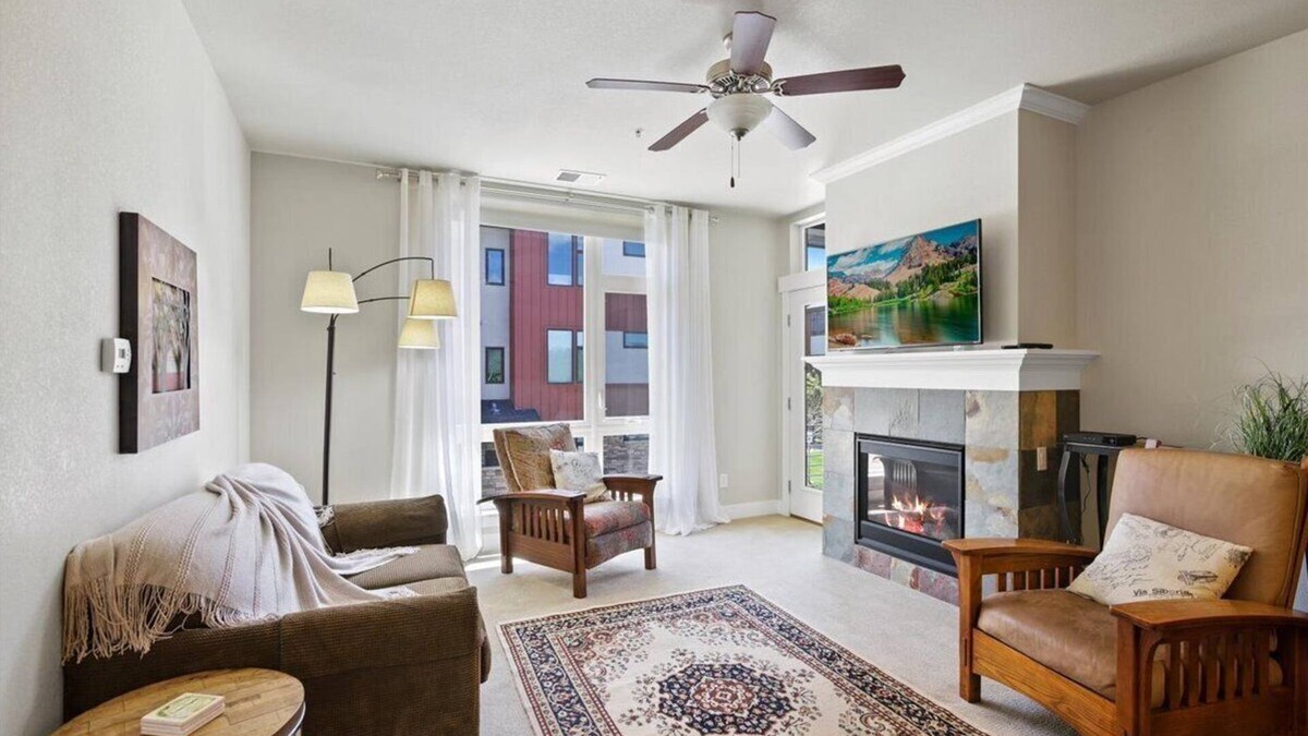 Rigden Farm Condo | Rigden Farm Loft with garage, elevator, secure building, close to CSU & Old Town