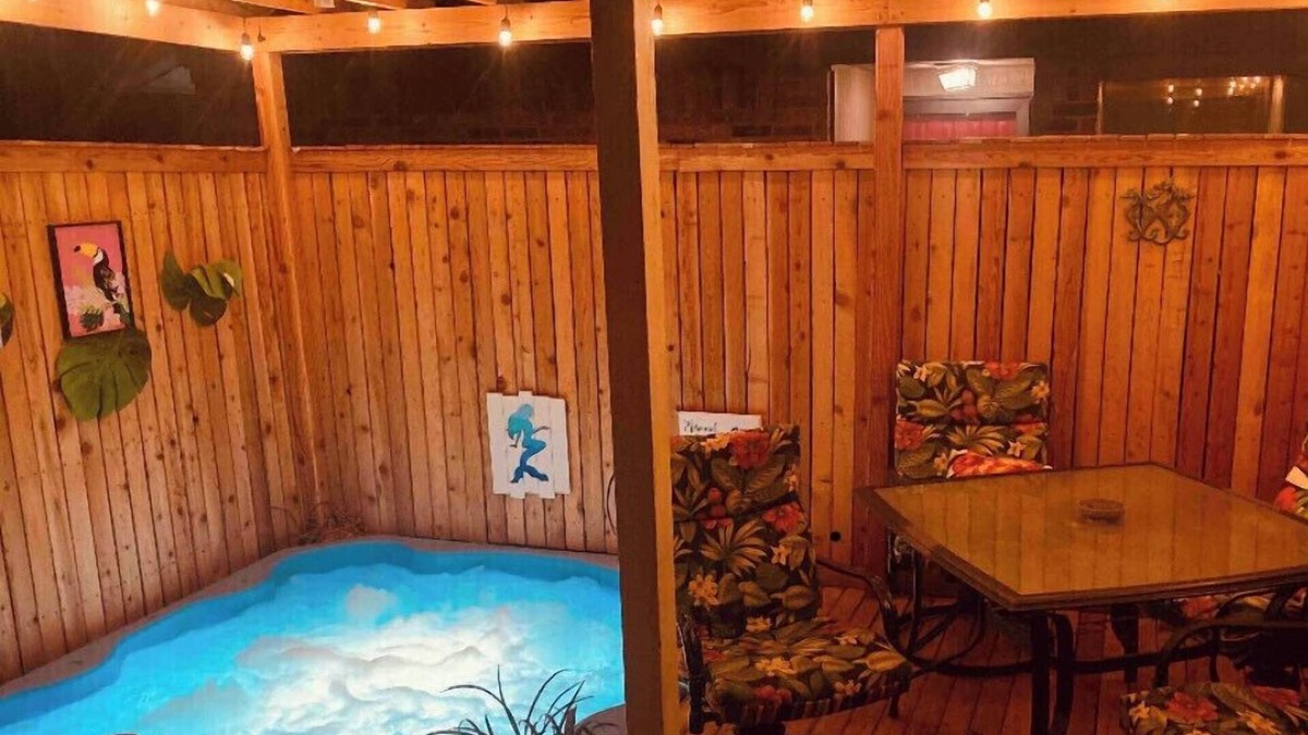 Wydewood Estates House | Right At Home-Midland Hot Tub Delight