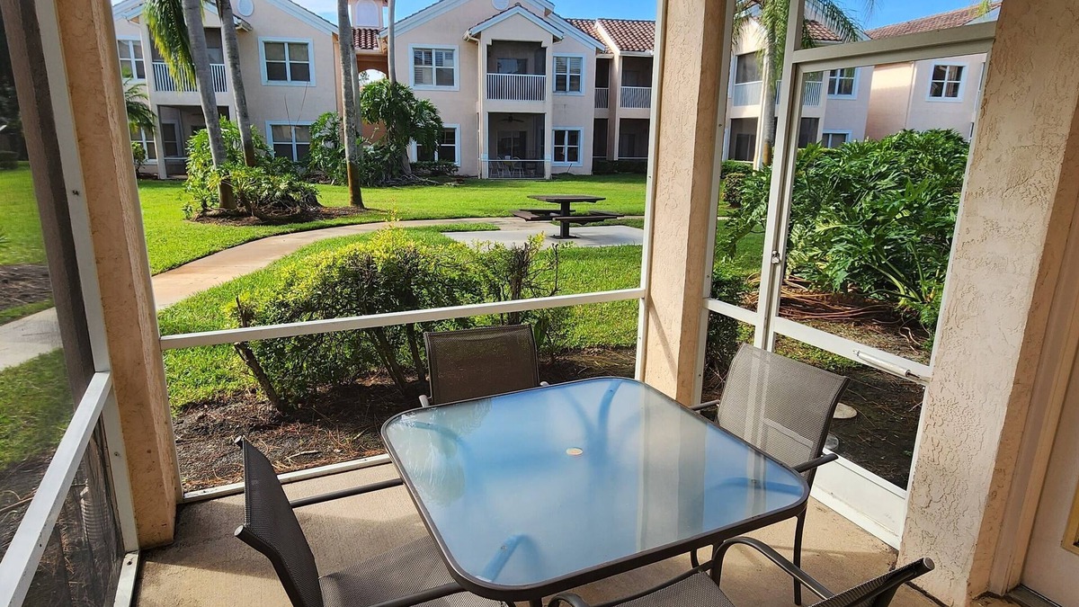 Port Saint Lucie Condo | Right Direction Rentals 1 Bedroom Villa 9981