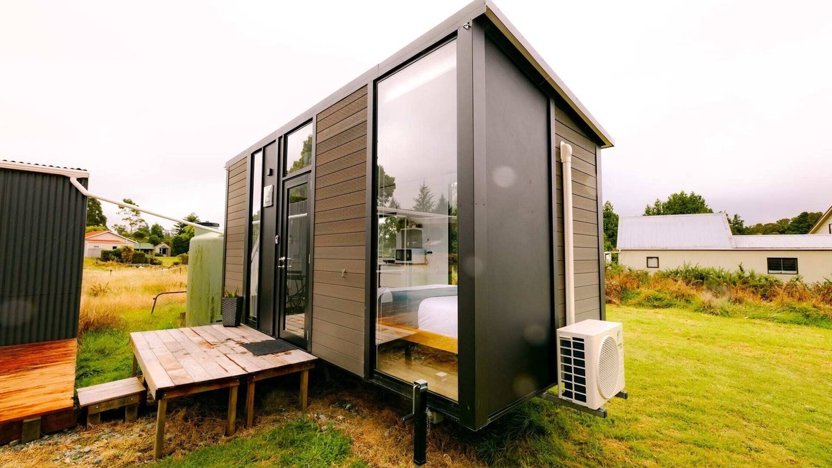 Hokitika House | Rimu View 1 by Tiny Away