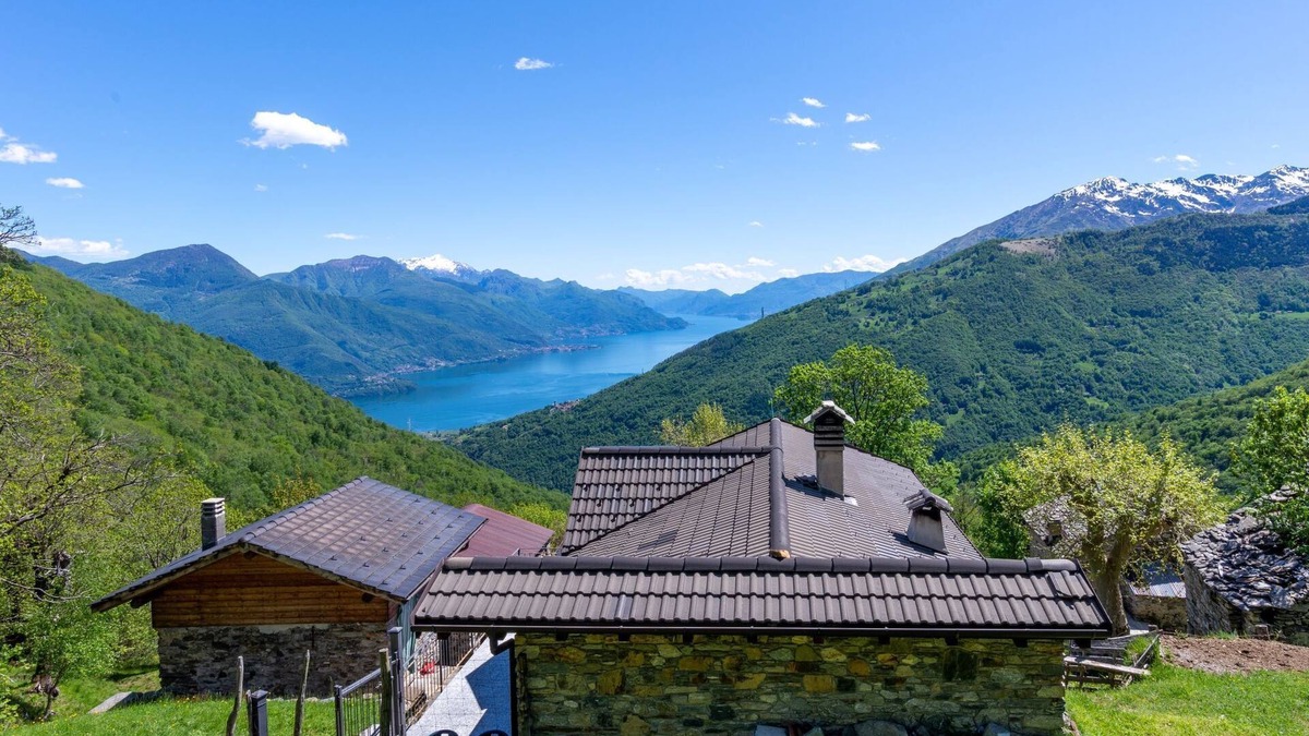 Peglio House | Rinaldo by Interhome