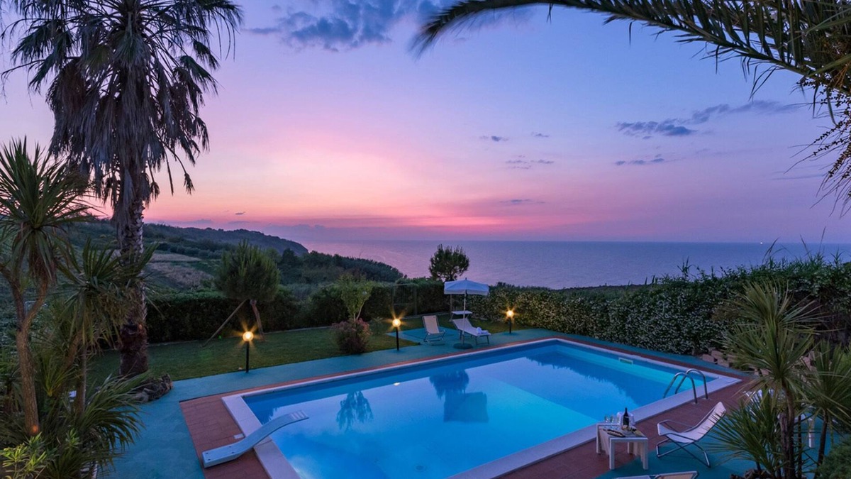 Ortona Villa | Ripari Di Giobbe 6+2, Emma Villas