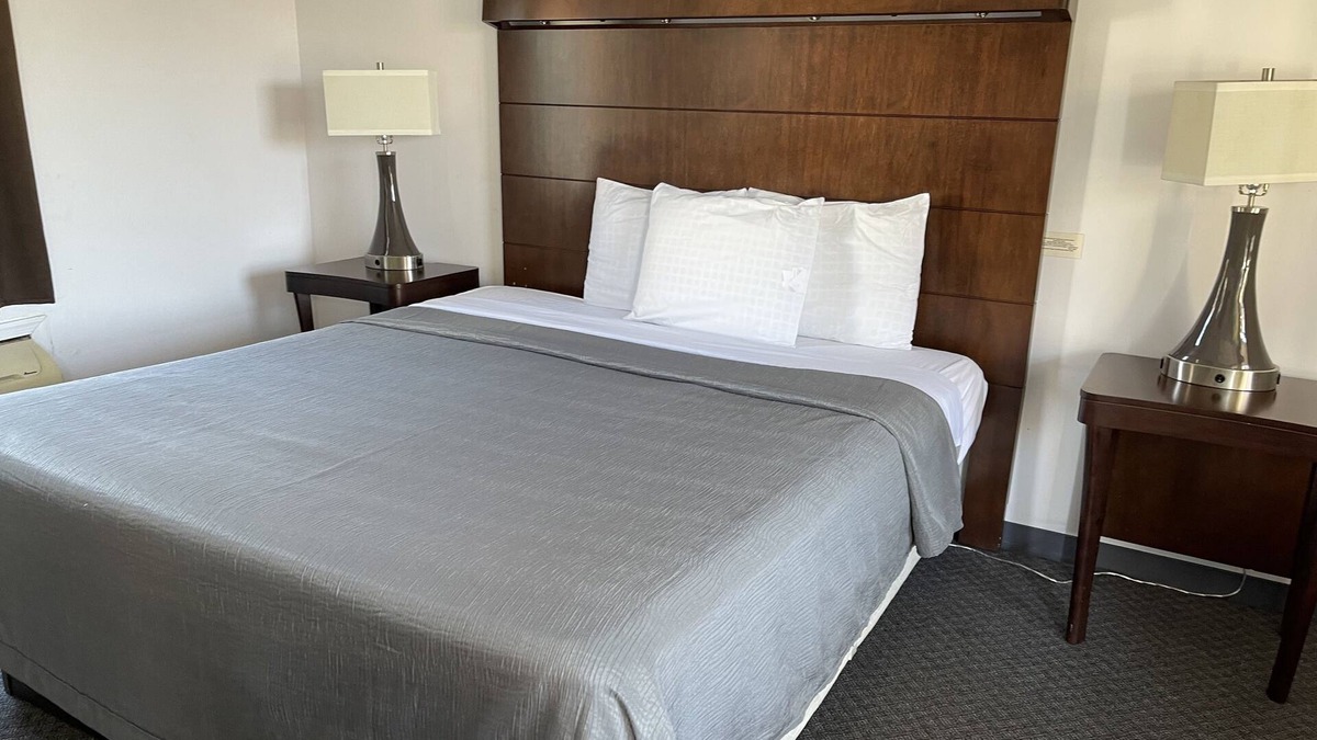 Bowie Hotel | Rips Country Inn