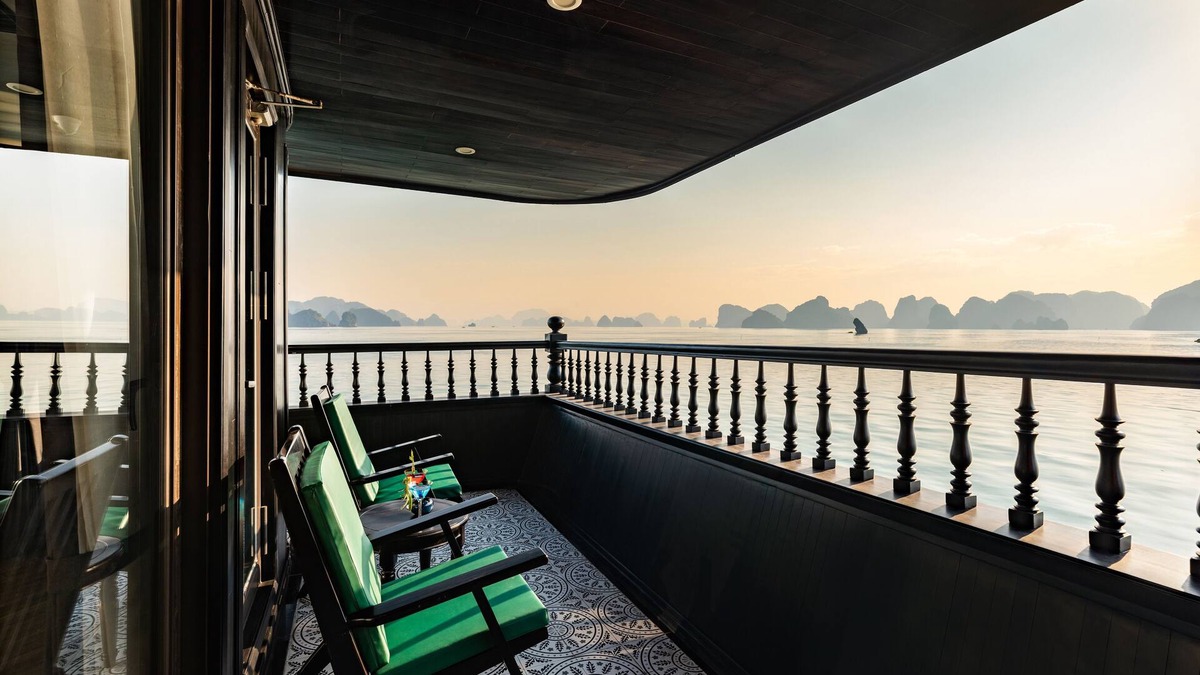 Ha Long Boat Rental | Rita Cruise