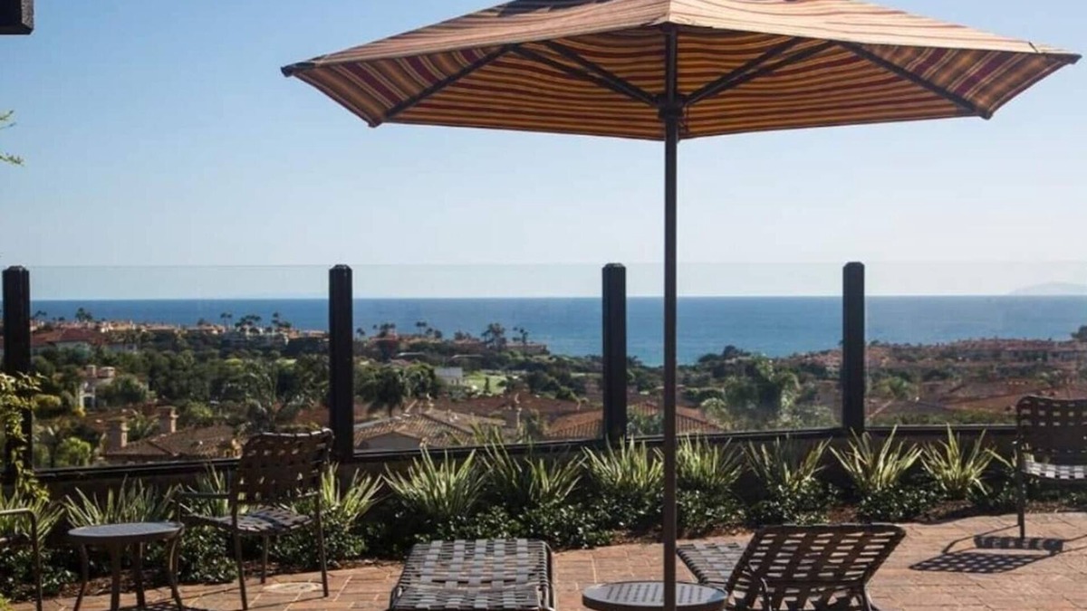 Marquesa Condo | Ritz Pointe Paradise! Walking distance to the beach.