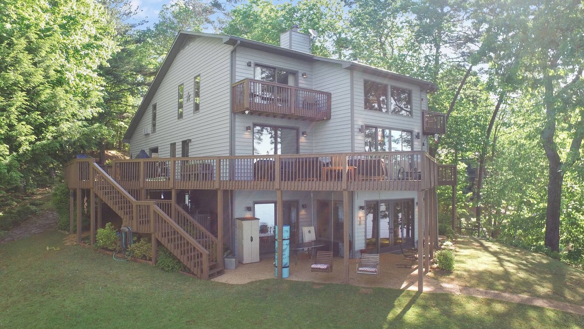 Crane Hill House | Rivendell at Smith Lake: 5 BR, 3.5 BA House in Crane Hill, Sleeps 14