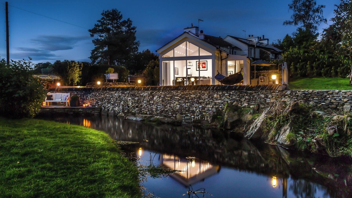 Bowland Bridge Cottage | River Barn
