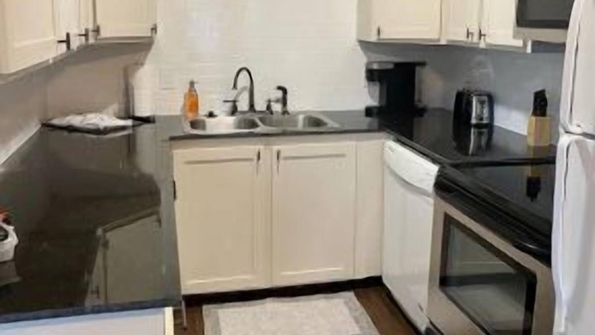 Cecil Apartment | River Chase Country Side 2 B/R Apt.